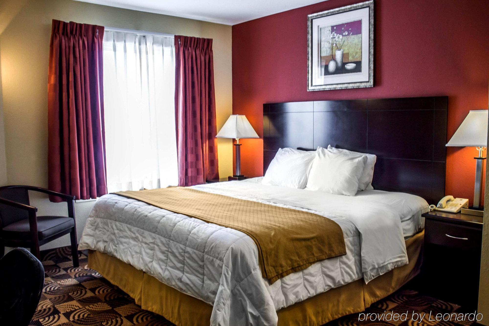 Quality Inn Brunswick Cleveland South Bagian luar foto